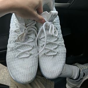 Lebron 15 Low